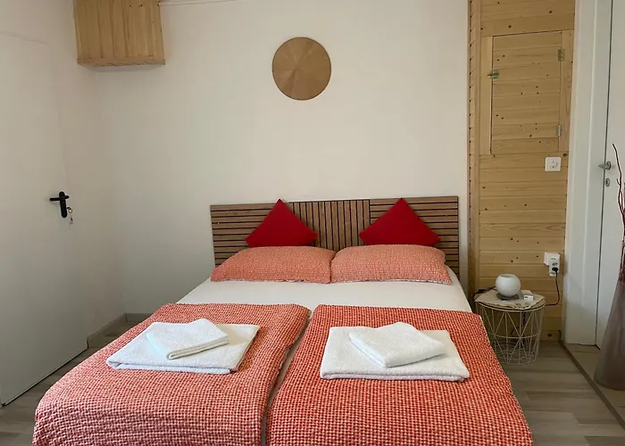 Alojamento de Acomodação e Pequeno-almoço Enaj *